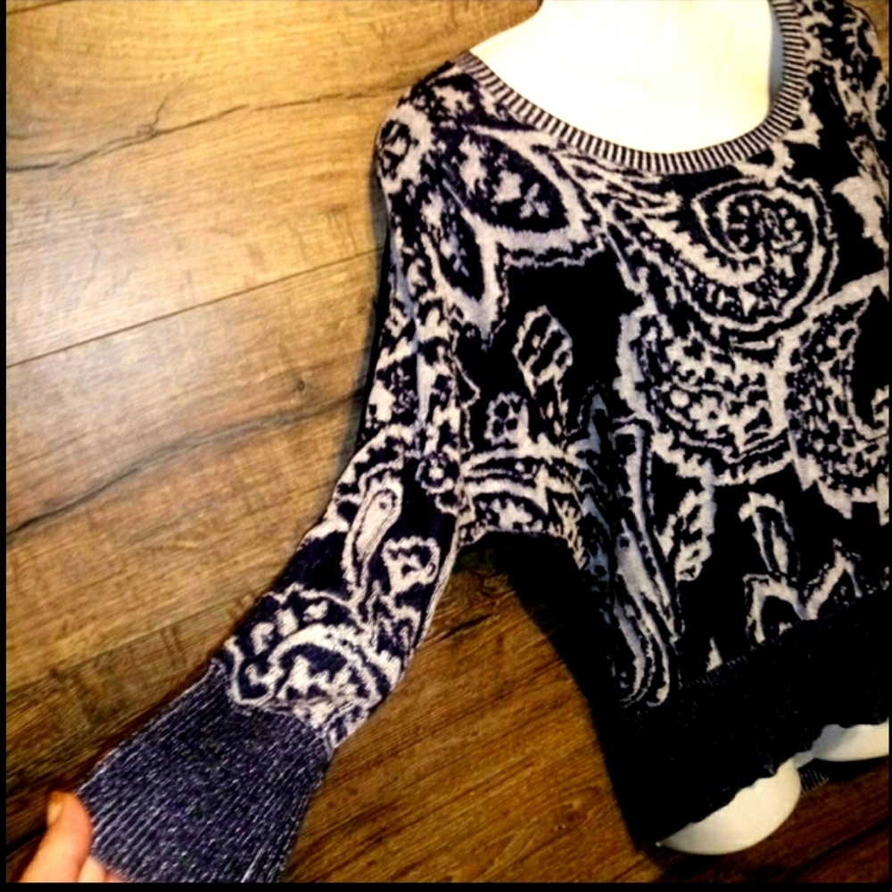 Liz Claiborne Top Size M Knit Dolman Paisley - Picture 10 of 14